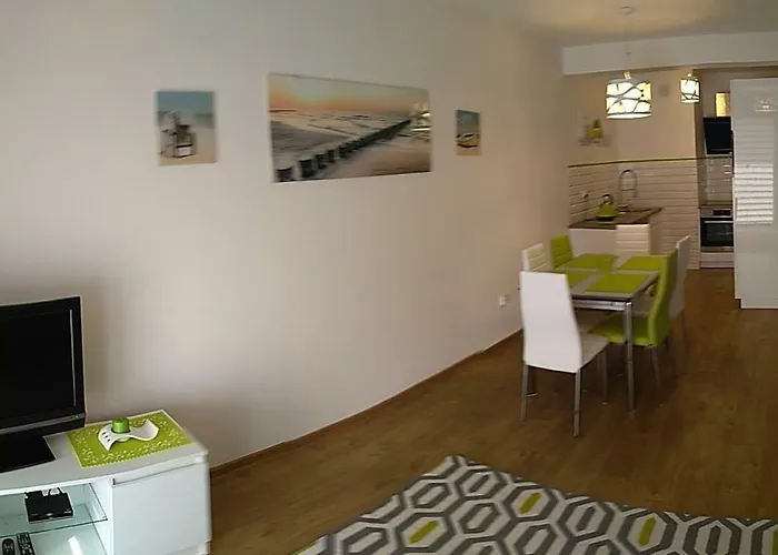 Limonkowy Podczele 아파트