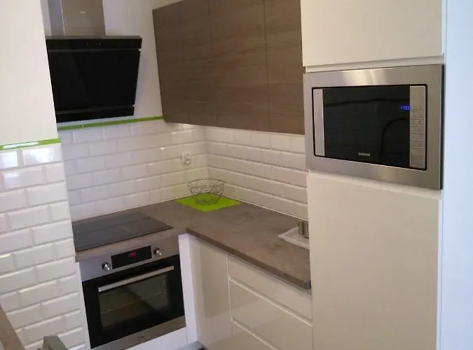 Limonkowy Podczele 아파트 *